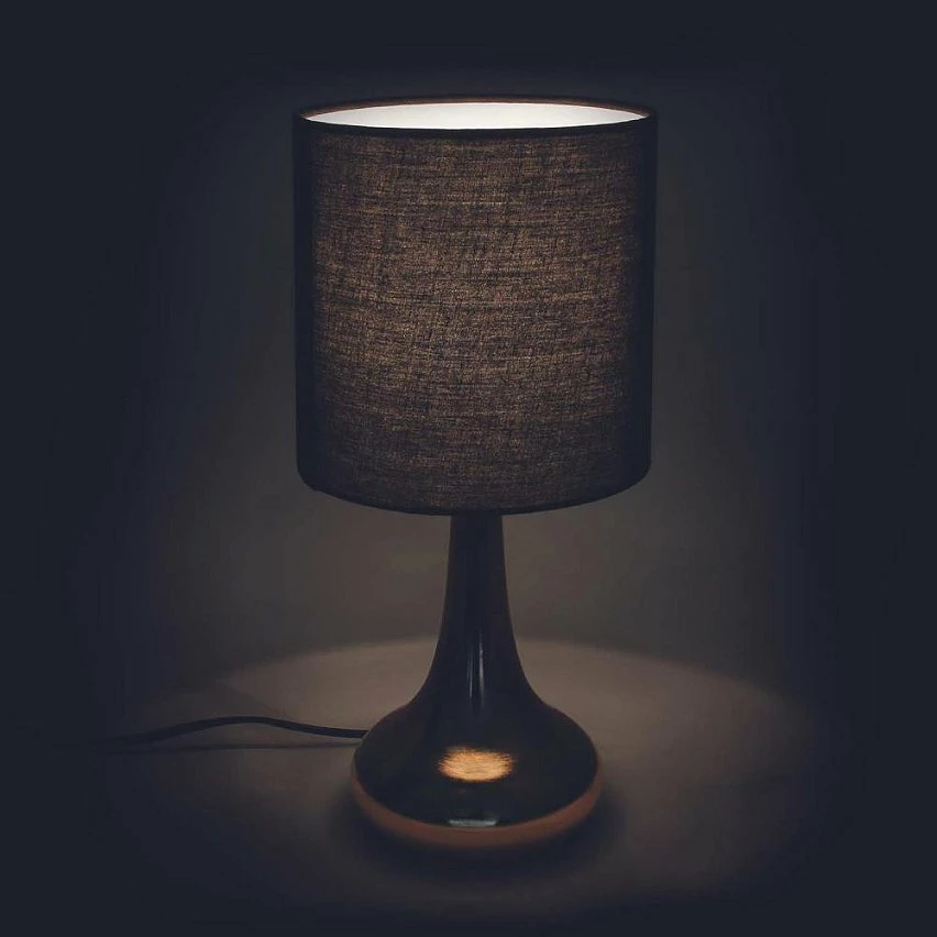 Les meilleures critiques de 😉 The Home Deco Factory Lampe touch en métal cuivré 32.5 cm noir 🔔 9 Les meilleures critiques de 😉 The Home Deco Factory Lampe touch en métal cuivré 32.5 cm noir 🔔 – Image 9